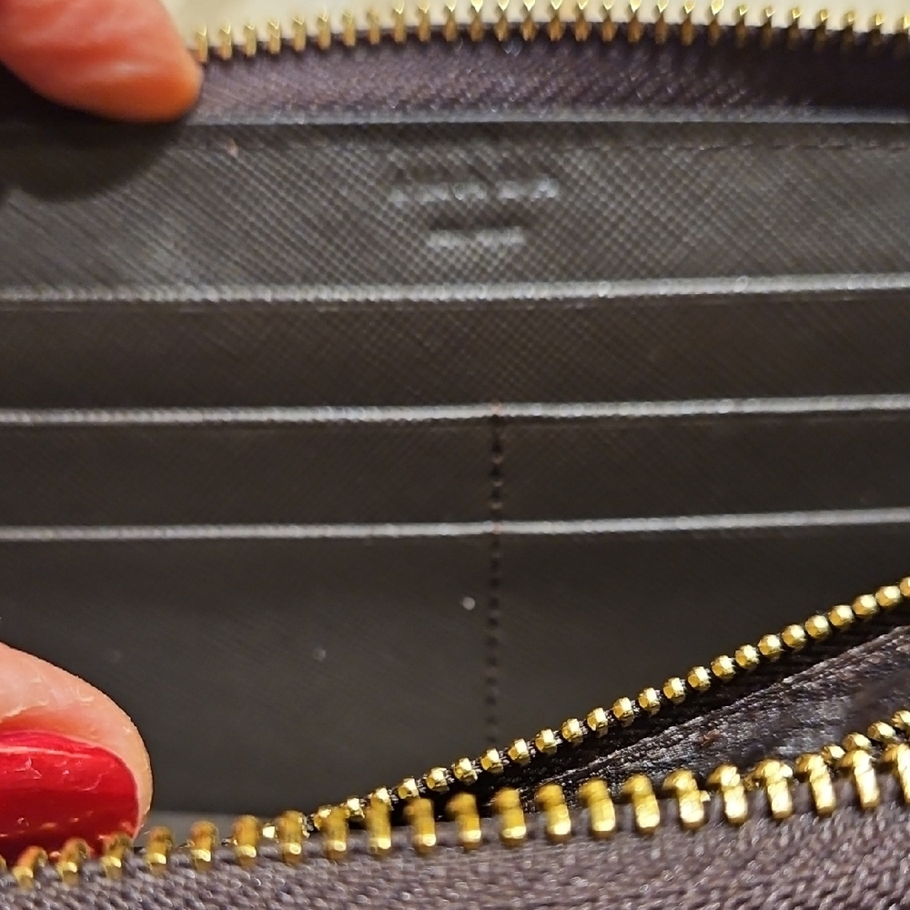 BROWN WALLET-NON GENUINE - Picture 3 of 11